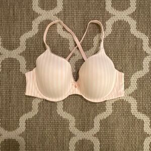 Victoria’s Secret body by Victoria lined perfect coverage bra size 38C